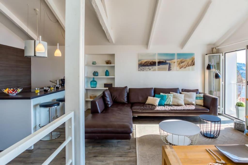 #40 Bright Sea View Suite For 6 2Mins Walk Port & Sea Villefranche-sur-Mer Exteriér fotografie