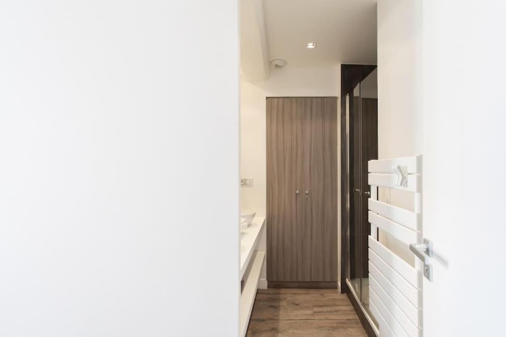 #40 Bright Sea View Suite For 6 2Mins Walk Port & Sea Villefranche-sur-Mer Exteriér fotografie