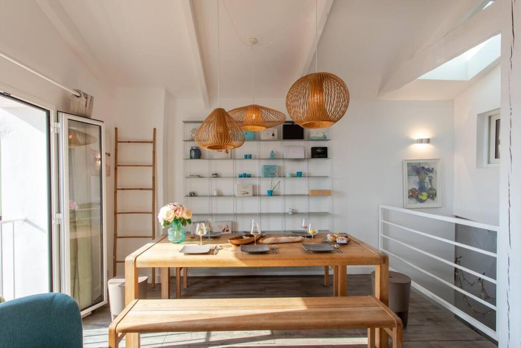 #40 Bright Sea View Suite For 6 2Mins Walk Port & Sea Villefranche-sur-Mer Exteriér fotografie